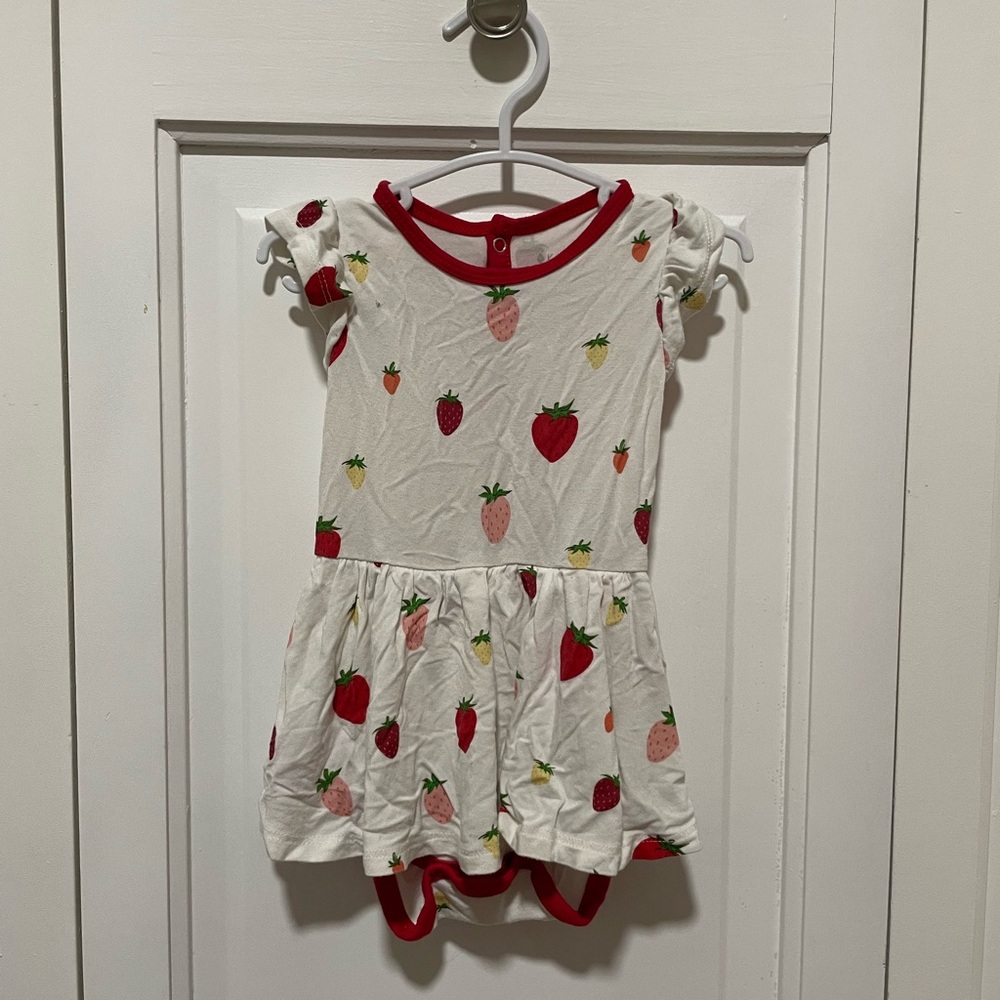 Kyte BABY Strawberry Print Bodysuit - Red and White
